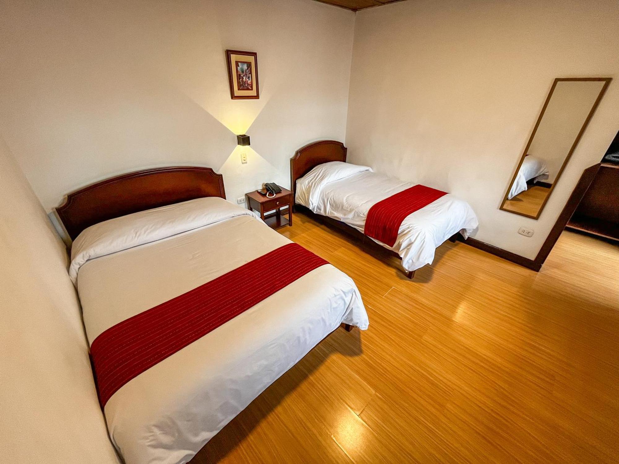 Hotel Cusco Plaza Saphi Buitenkant foto