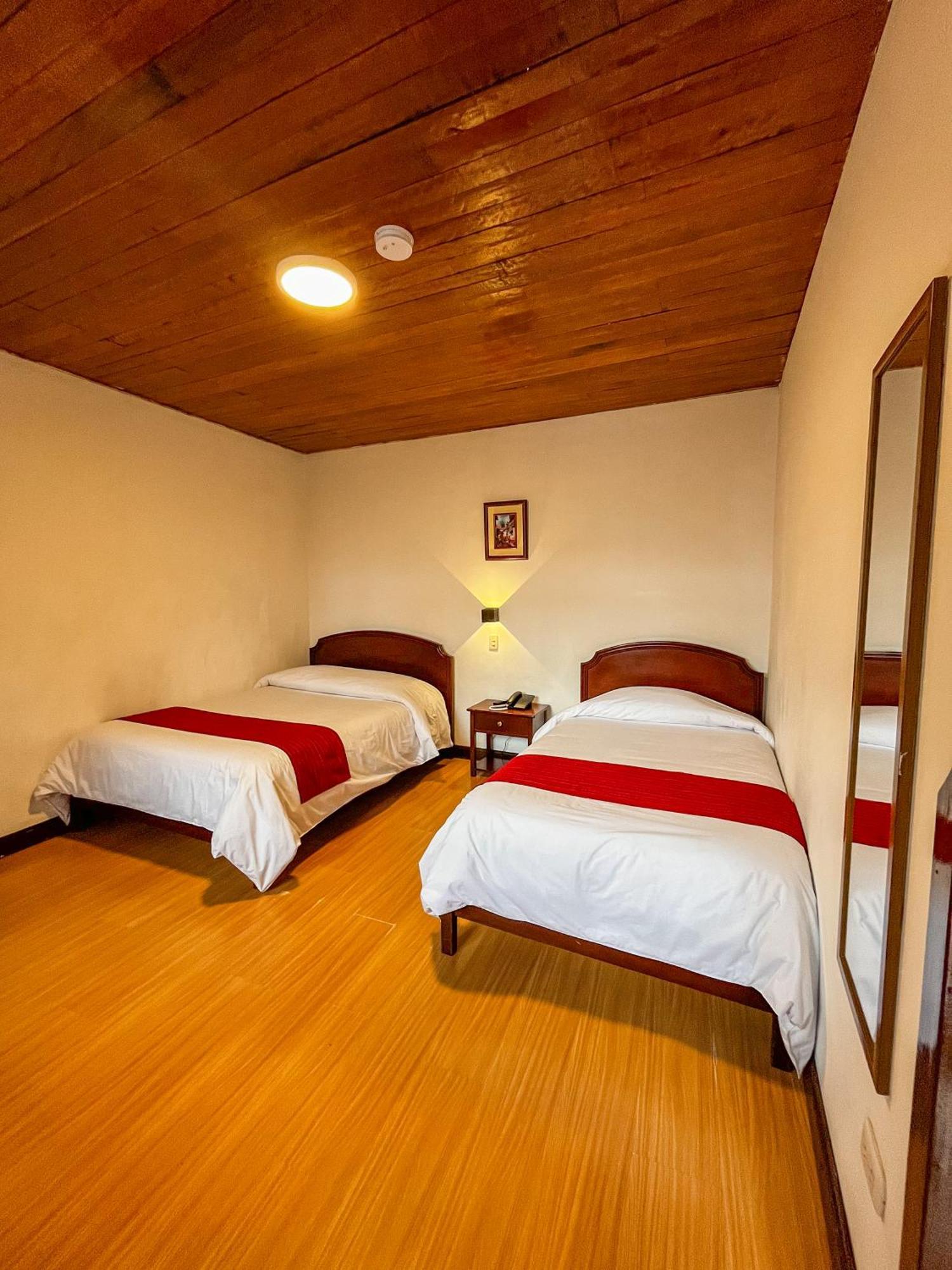 Hotel Cusco Plaza Saphi Buitenkant foto