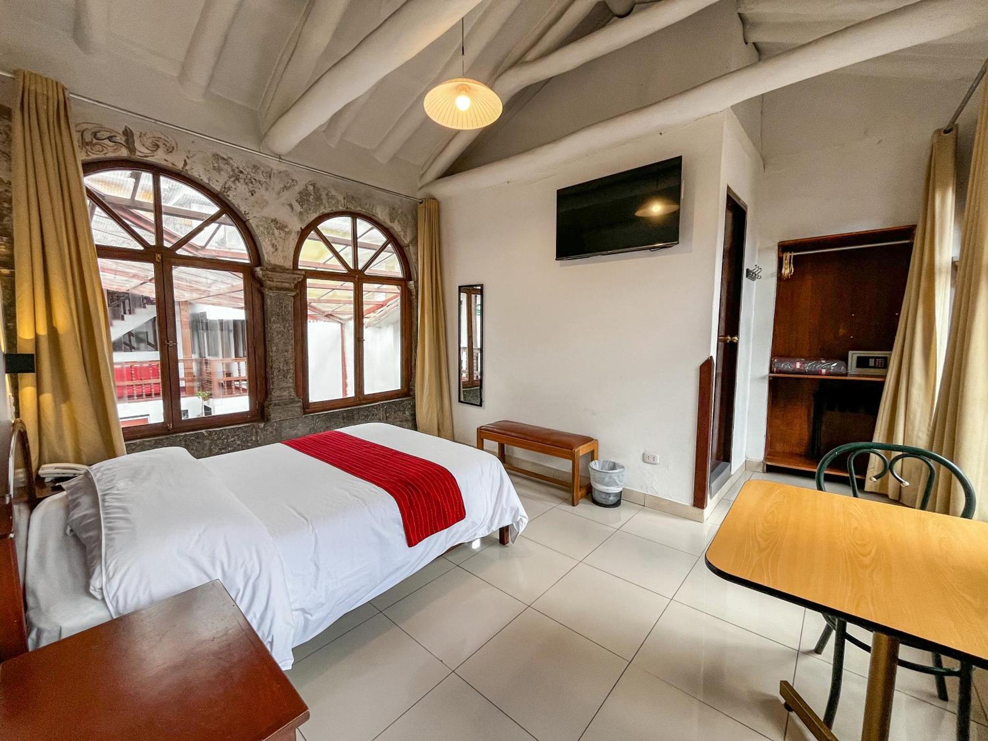 Hotel Cusco Plaza Saphi Buitenkant foto